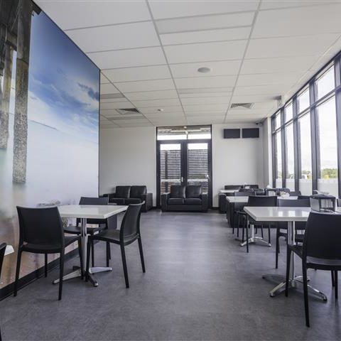 BP Truck Stop Cafe Amenities