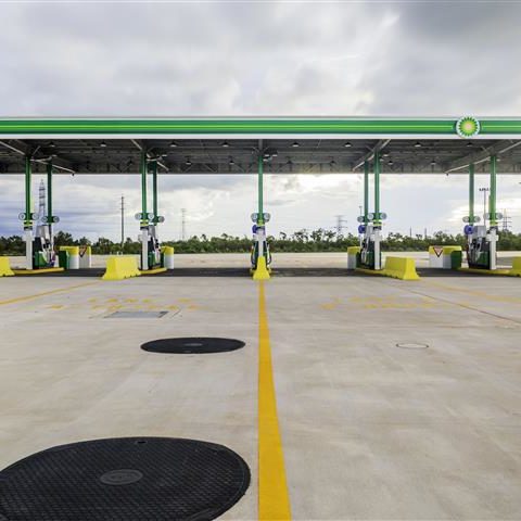 BP Truck Stop Exterior Petrol Shelter Design